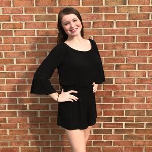 Meet your Posher, Alexis